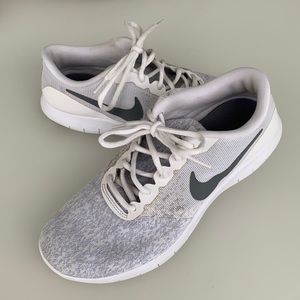Nike Flex Contact sneakers